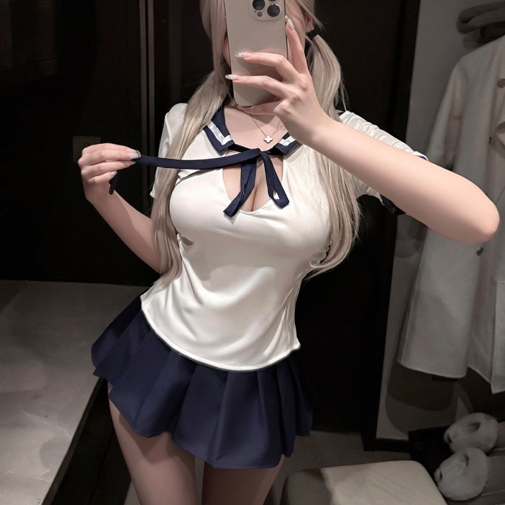 低胸青春水手服 學院風百褶裙性感學生制服...
